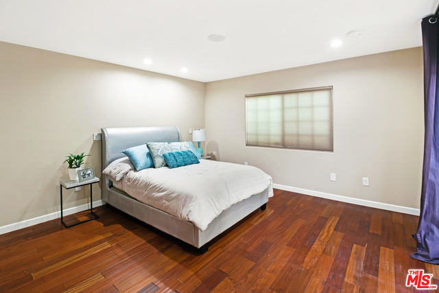 3 Bed Home for Sale in Sherman Oaks, California