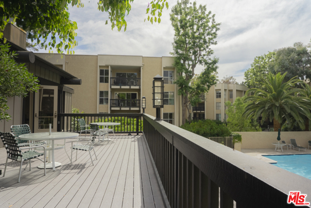 2 Bed Home for Sale in Culver City, California