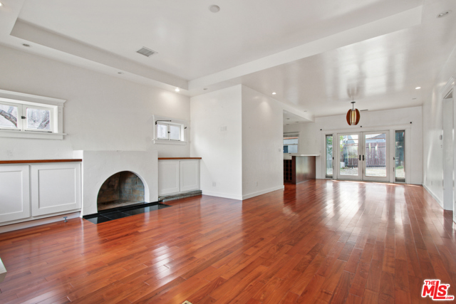 2 Bed Home for Sale in Venice, California