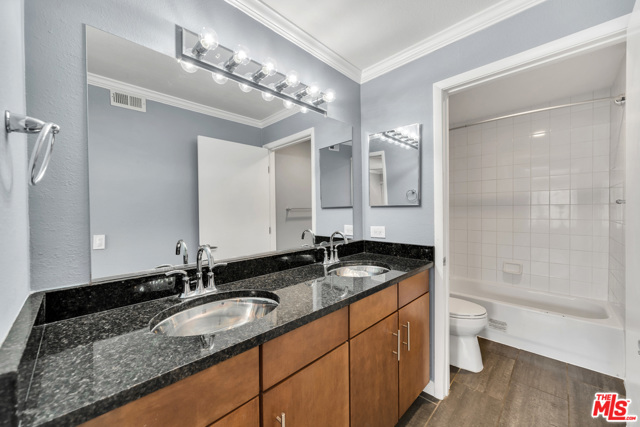 2 Bed Home for Sale in Playa del Rey, California