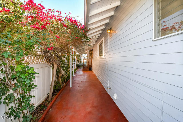 4 Bed Home for Sale in Los Angeles, California