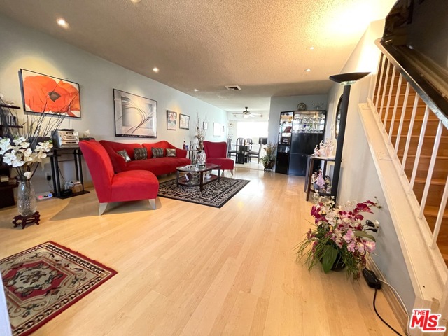 2 Bed Home for Sale in Culver City, California
