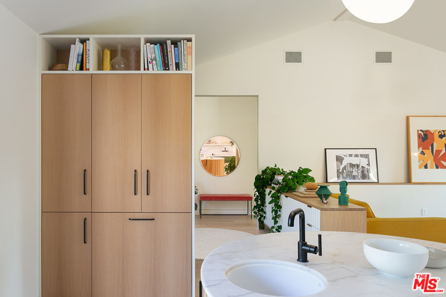 3 Bed Home for Sale in Los Angeles, California