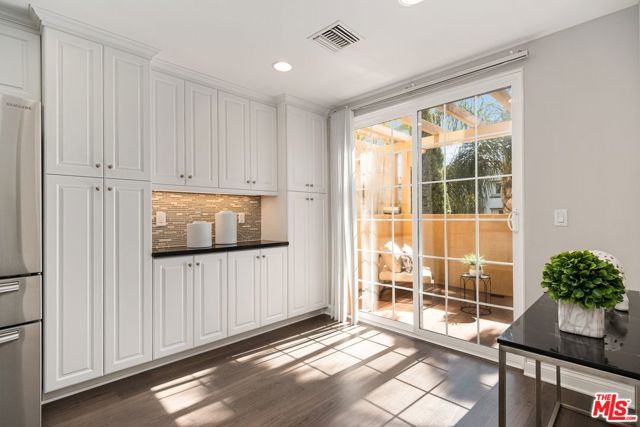 2 Bed Home for Sale in Playa Vista, California