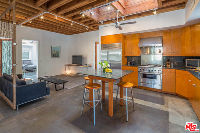 516 3RD Street, Hermosa Beach, California 90254, 4 Bedrooms Bedrooms, ,3 BathroomsBathrooms,Residential,Sold,3RD,17258248