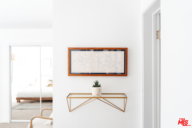 2 Bed Home for Sale in Venice, California