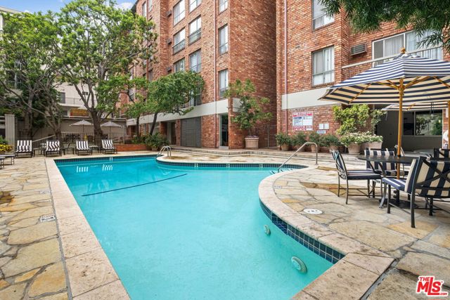 2 Bed Home for Sale in Los Angeles, California