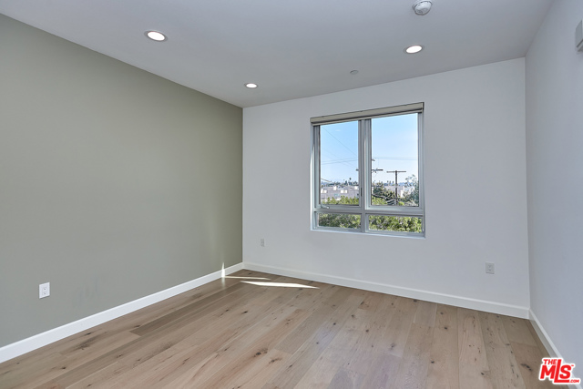 2 Bed Home for Sale in Los Angeles, California