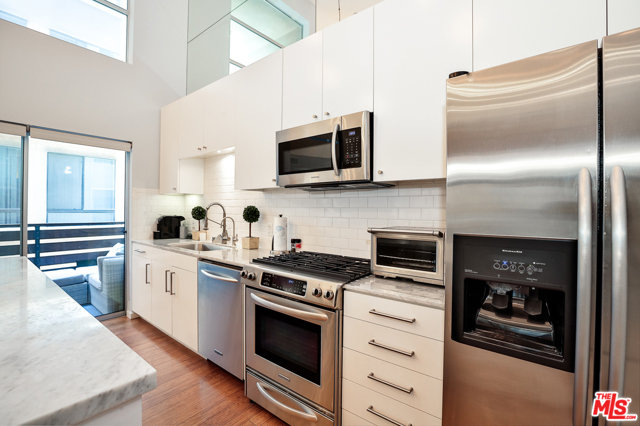 2 Bed Home for Sale in Los Angeles, California