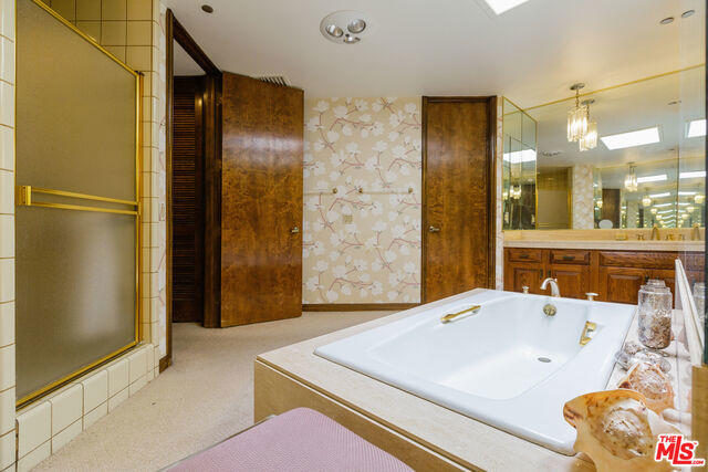 2 Bed Home for Sale in Beverly Hills, California