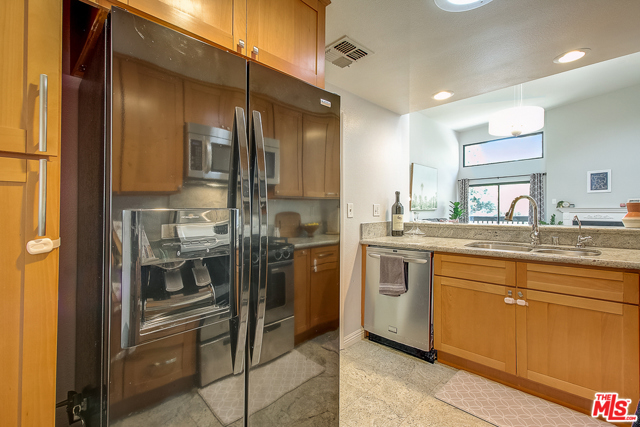 2 Bed Home for Sale in Los Angeles, California