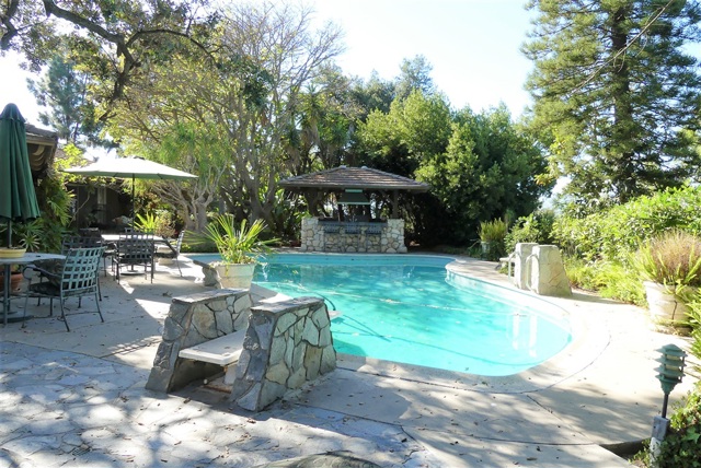 914 De Luz Road