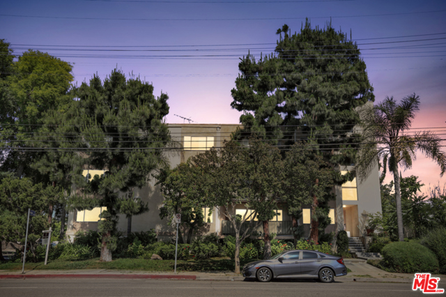Photo of 14850 HESBY Street #2, Sherman Oaks, CA 91403