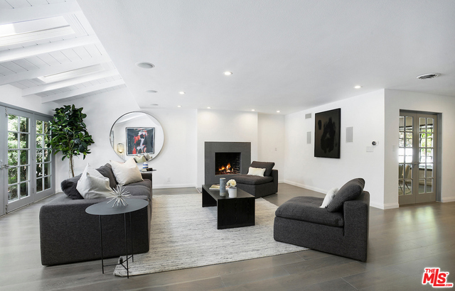 3 Bed Home for Sale in Beverly Hills, California