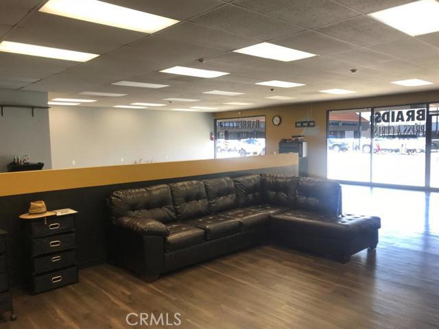 7th, 92395, ,Commercial,For Sale,7th,528905