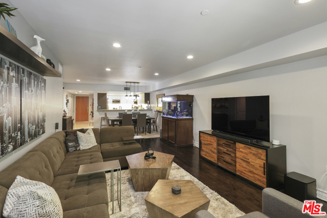 3 Bed Home for Sale in Los Angeles, California