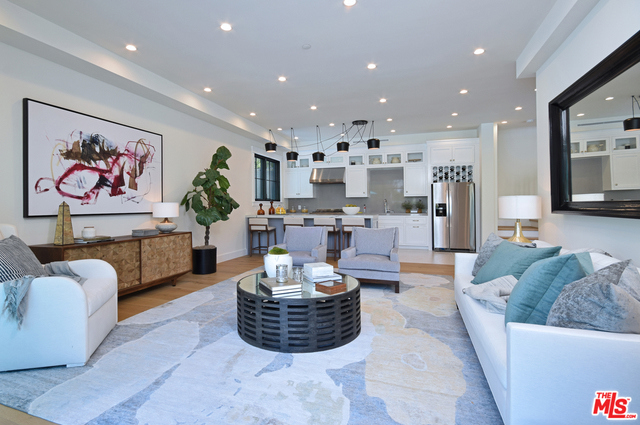 10 Bed Home for Sale in Encino, California