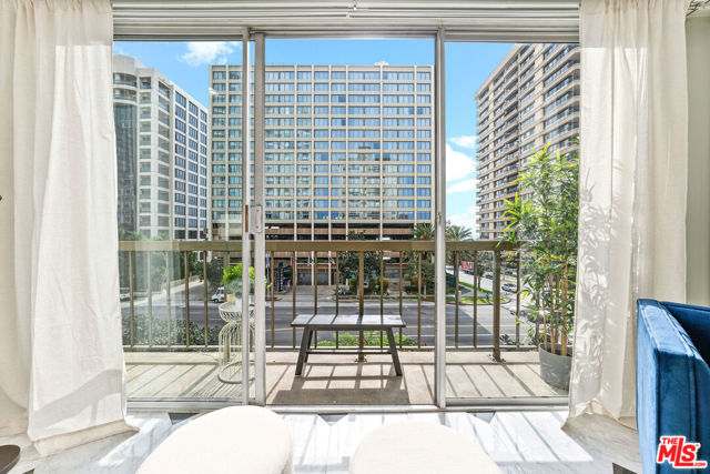 2 Bed Home for Sale in Los Angeles, California