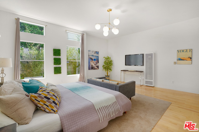 3 Bed Home for Sale in Venice, California