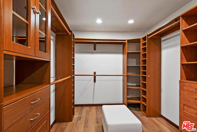 3 Bed Home for Sale in Los Angeles, California
