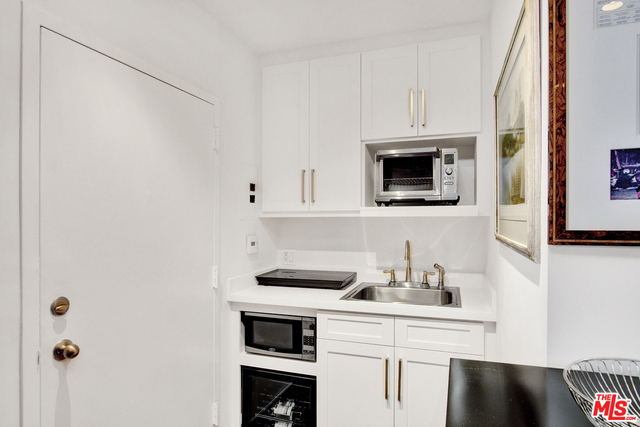  Home for Sale in West Hollywood, California
