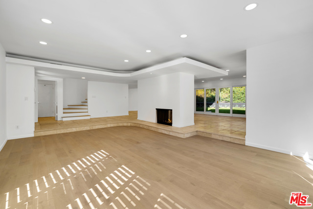 4 Bed Home for Sale in Beverly Hills, California