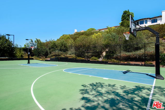 4 Bed Home for Sale in Pacific Palisades, California