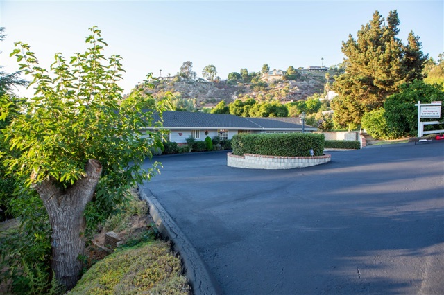 1184 Crystal Lane