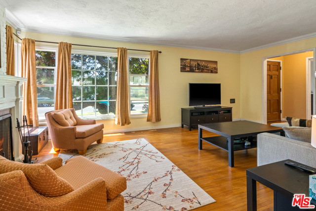 3 Bed Home for Sale in Los Angeles, California
