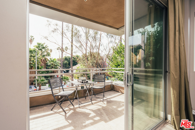 2 Bed Home for Sale in Los Angeles, California