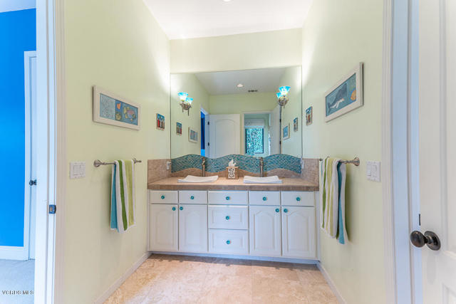 5 Bed Home for Sale in Sherman Oaks, California