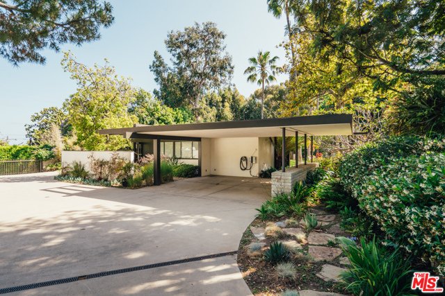 3 Bed Home for Sale in Pacific Palisades, California