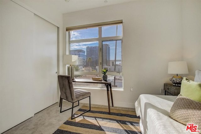 2 Bed Home for Sale in Los Angeles, California