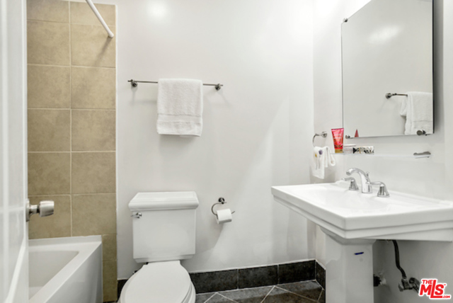 2 Bed Home for Sale in Los Angeles, California