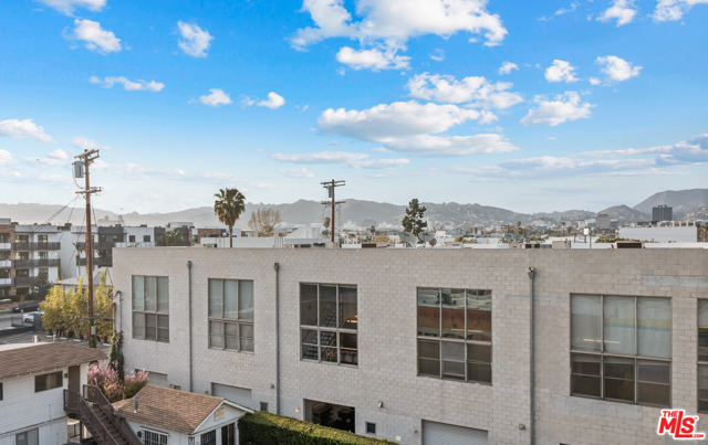 2 Bed Home for Sale in Los Angeles, California