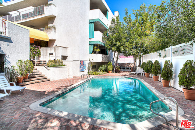 1 Bed Home for Sale in Encino, California