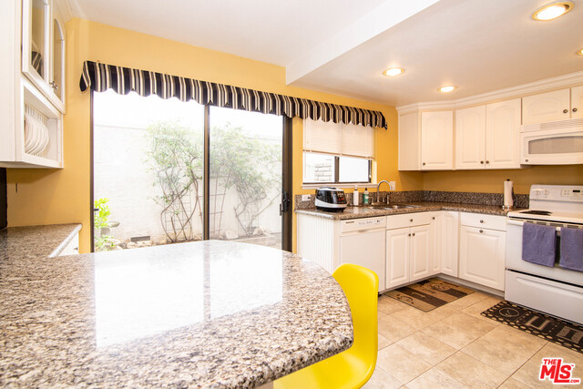28019 RIDGEBLUFF Court, Rancho Palos Verdes, California 90275, 2 Bedrooms Bedrooms, ,2 BathroomsBathrooms,Residential,Sold,RIDGEBLUFF,19484180