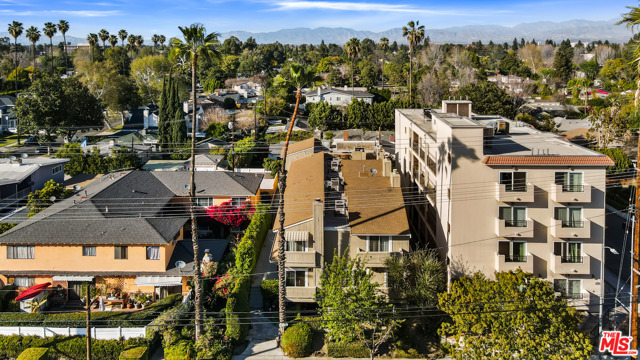 2 Bed Home for Sale in Studio City, California