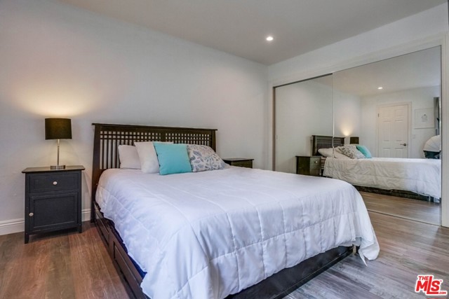 2 Bed Home for Sale in Studio City, California