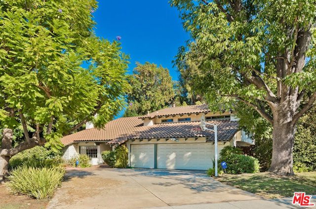 5 Bed Home for Sale in Encino, California