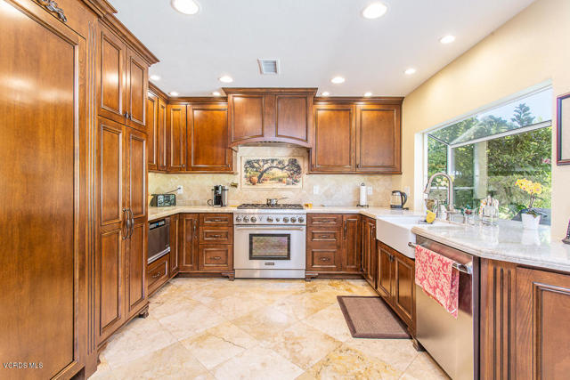 5 Bed Home for Sale in Thousand Oaks, California