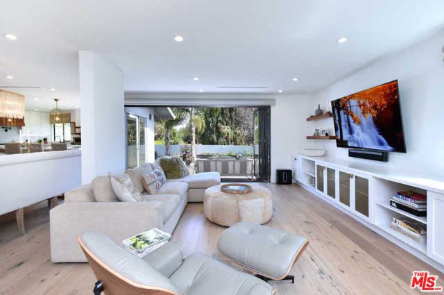 4 Bed Home for Sale in Sherman Oaks, California