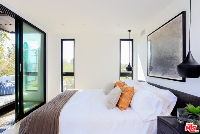 3 Bed Home for Sale in Venice, California