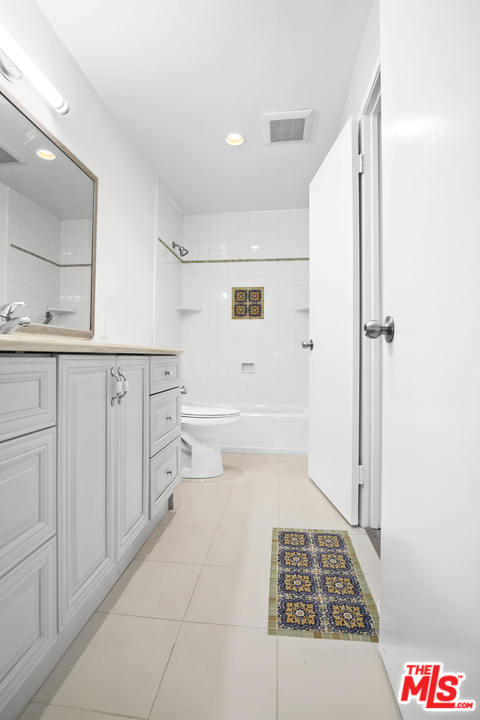 1 Bed Home for Sale in Culver City, California