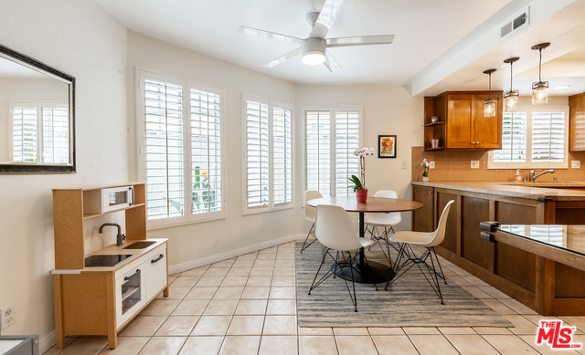 2210 HARRIMAN Lane, Redondo Beach, California 90278, 4 Bedrooms Bedrooms, ,2 BathroomsBathrooms,Residential,Sold,HARRIMAN,20544094