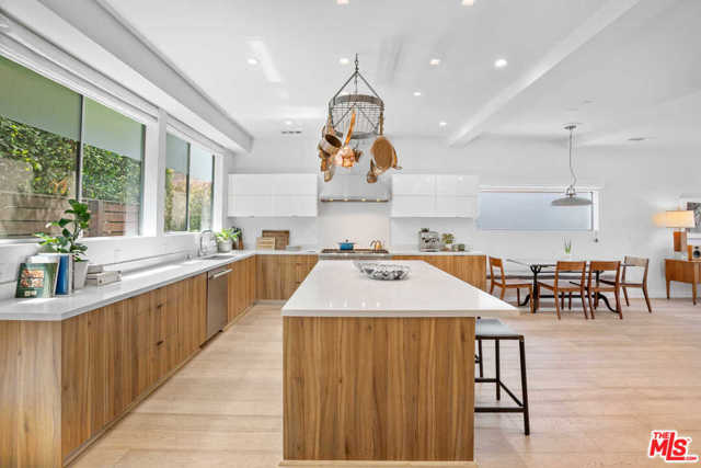 3 Bed Home for Sale in Venice, California