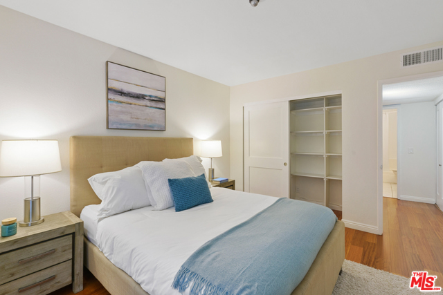 2 Bed Home for Sale in Culver City, California