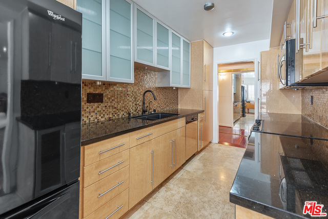1 Bed Home for Sale in West Hollywood, California