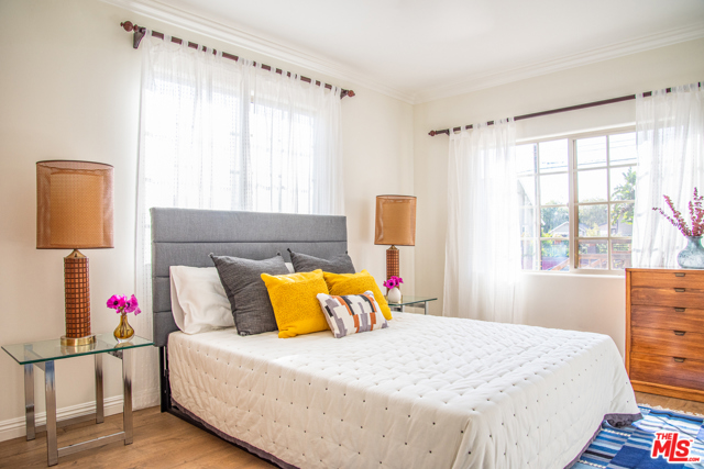  Income Home for Sale in Los Angeles, California