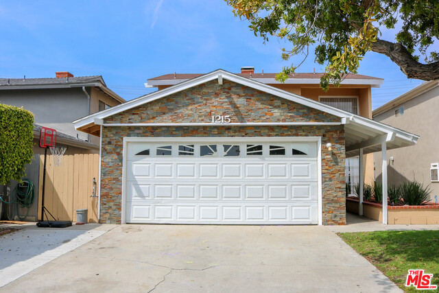 1215 AMETHYST Street, Redondo Beach, California 90277, ,Residential Income,Sold,AMETHYST,18329800